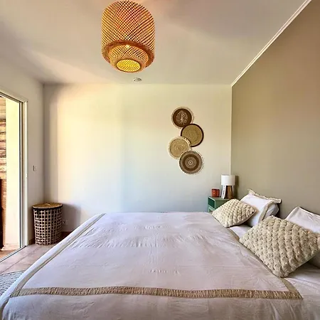 빌라 Comfortable With Pool Near Cala Rossa & Pinarello Beaches