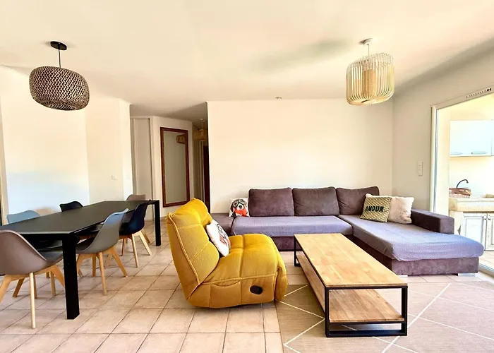 Comfortable With Pool Near Cala Rossa & Pinarello Beaches Villa
